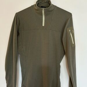 Vintage 00s Arc’teryx Women’s Thermal Long Sleeve